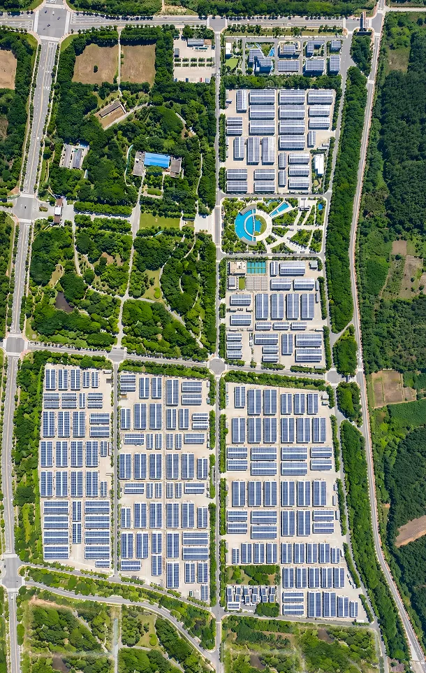 A Fully Integrated Ecosystem Structure A Fully Integrated Ecosystem Structure