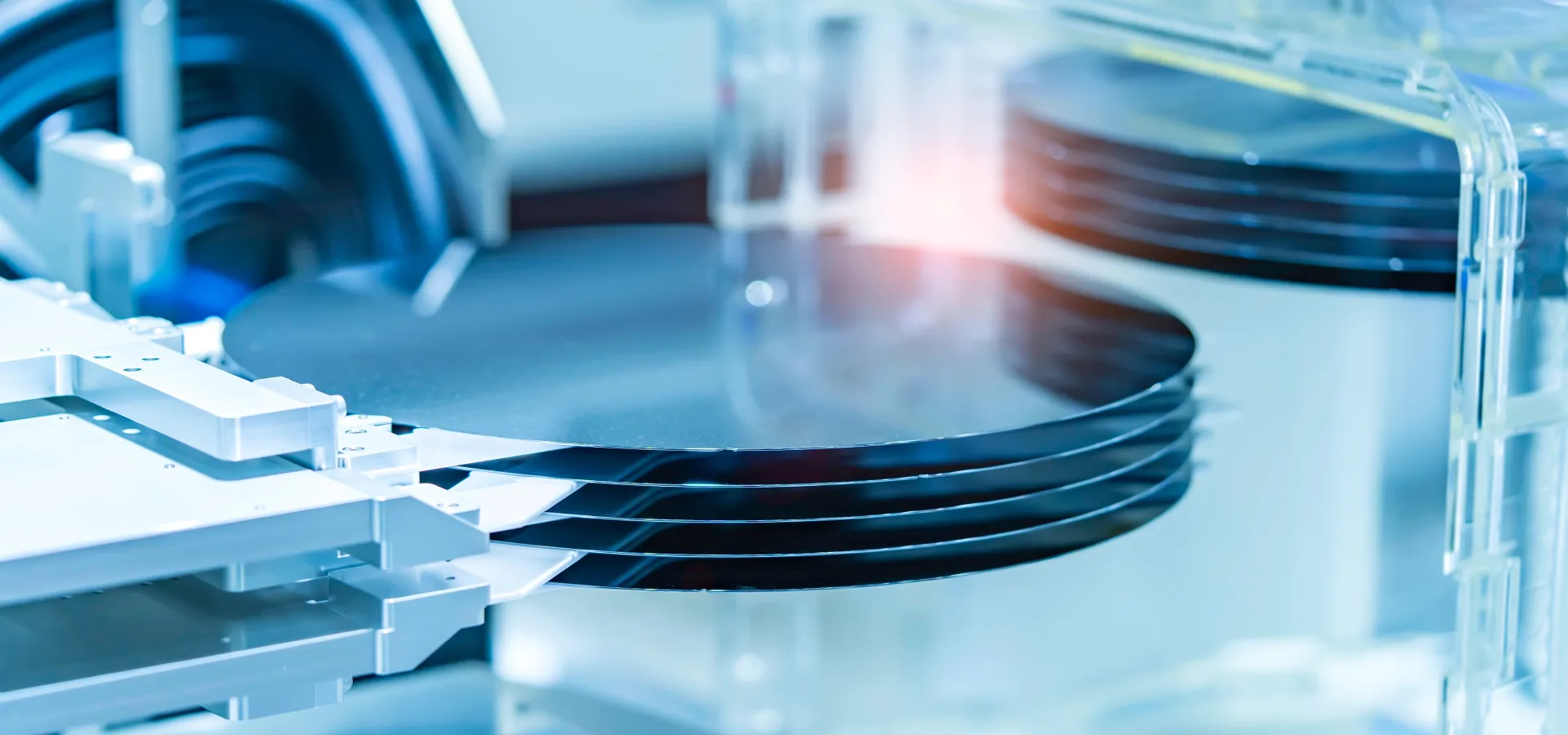 Advanced Materials & Silica Advanced Materials & Silica