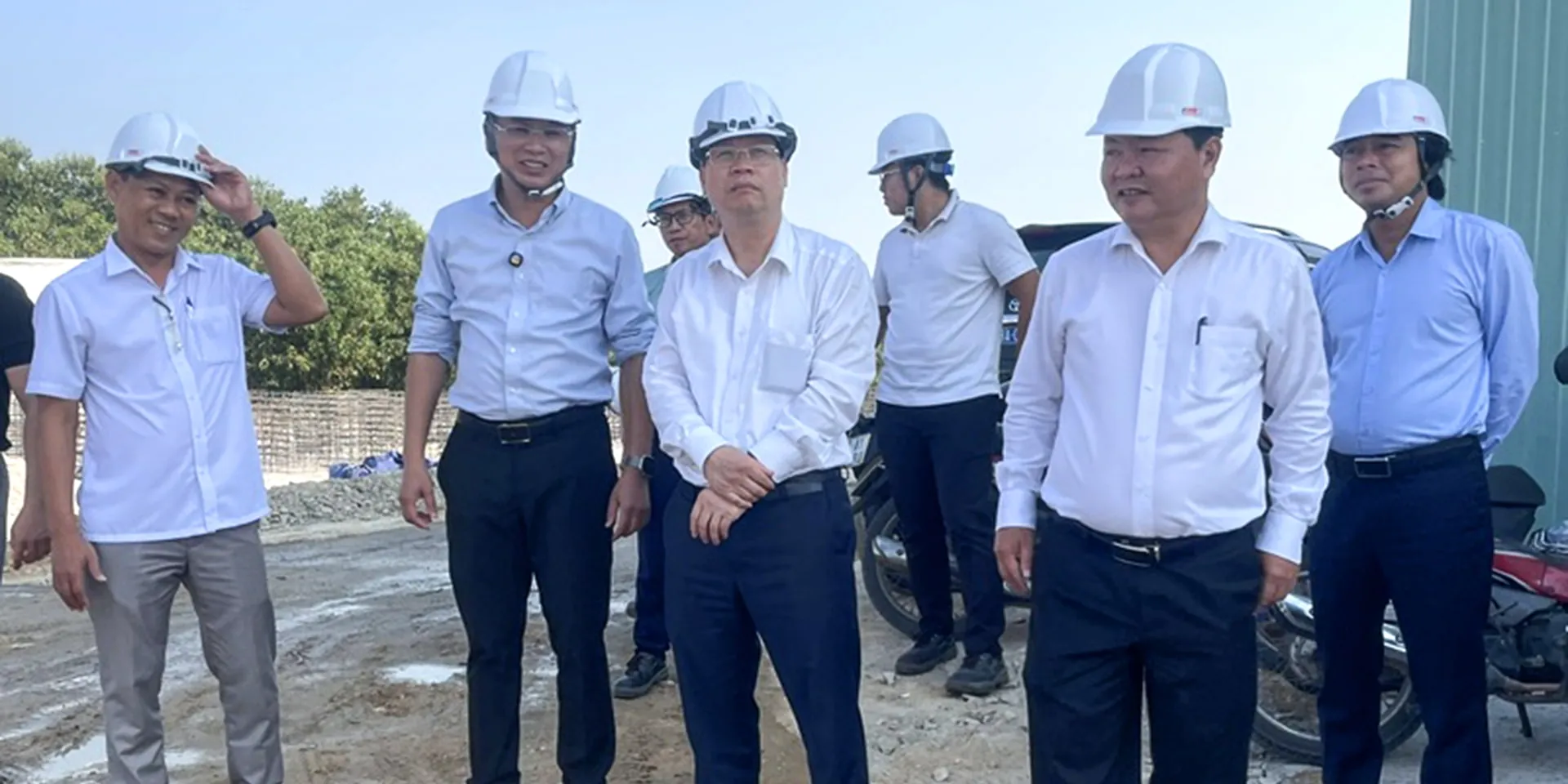 Rộn ràng thi công Khu công nghiệp Nam Thăng Bình