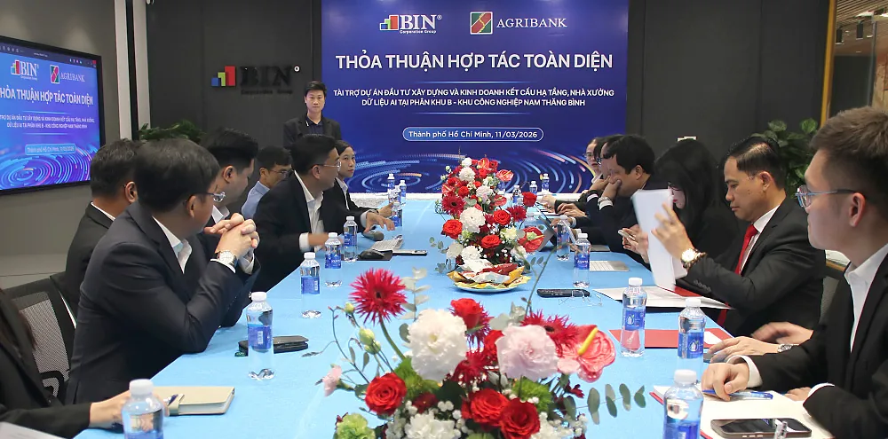 Overview of the cooperation agreement signing ceremony.